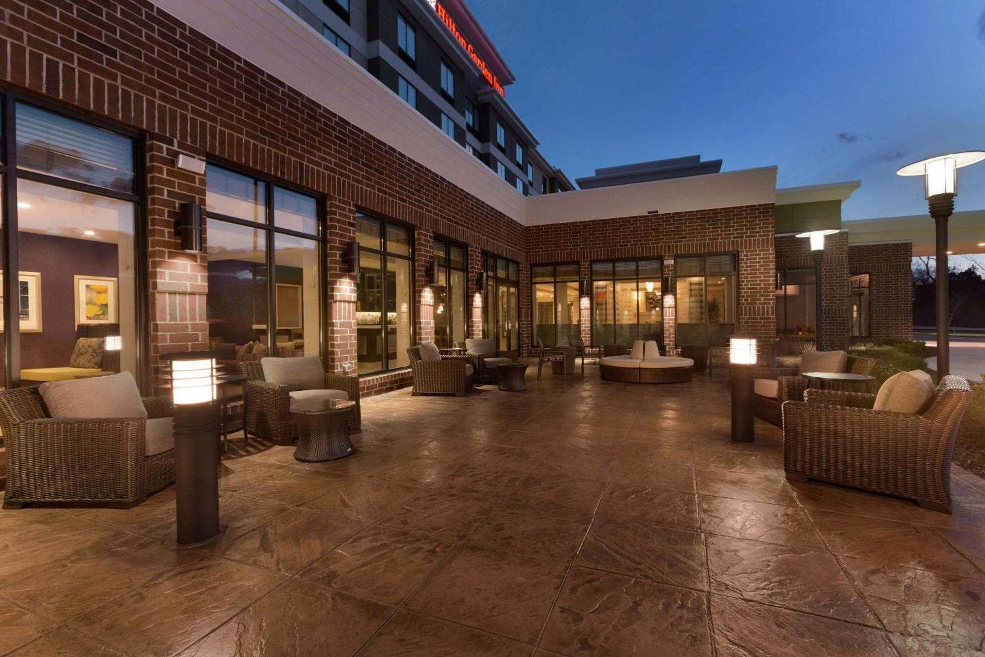 Hilton Garden Inn Pittsburgh Airport South-Robinson Mall Robinson Township  Exterior photo